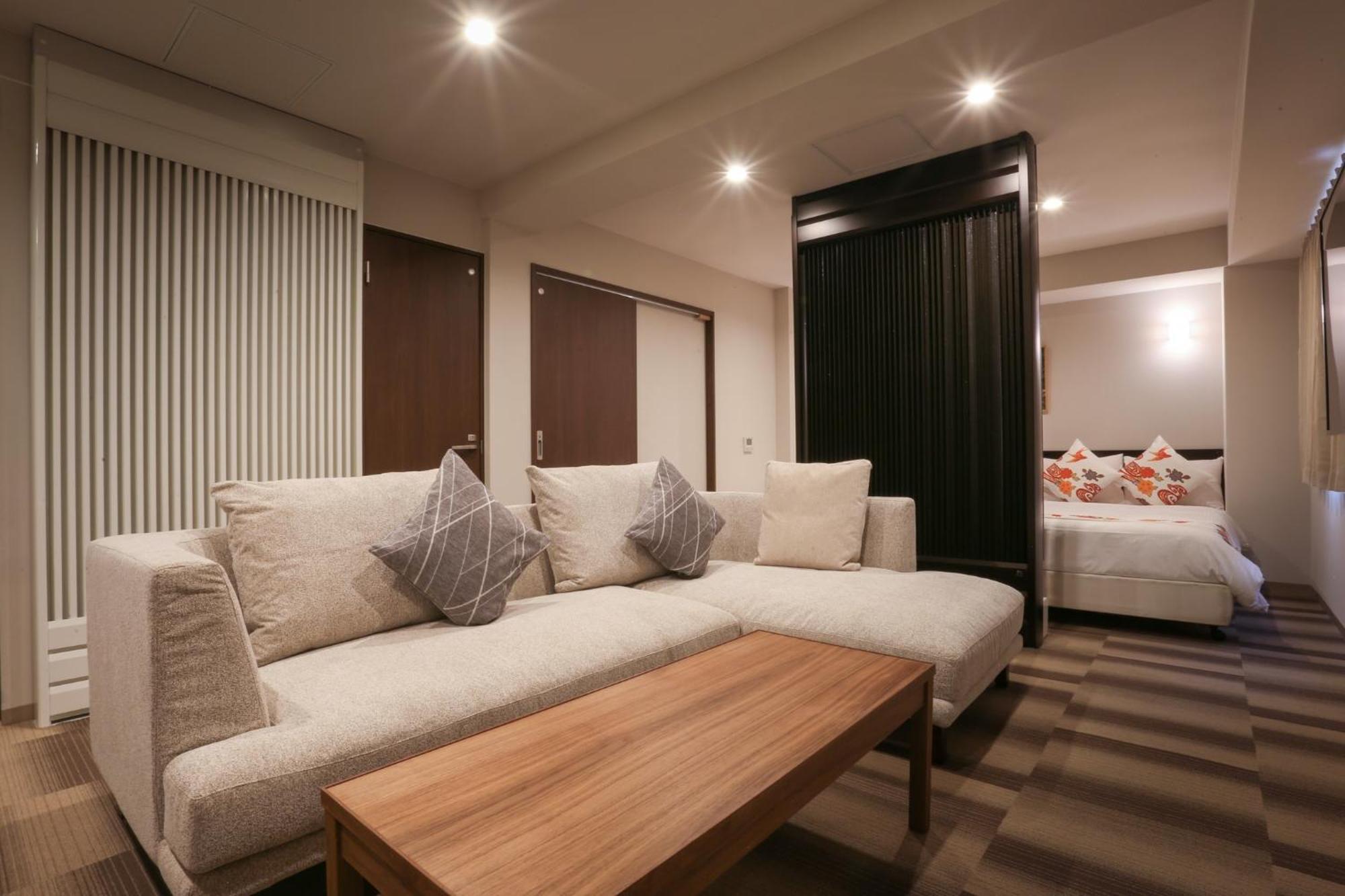 Hotel Naha City -Kokusai Street- Kültér fotó