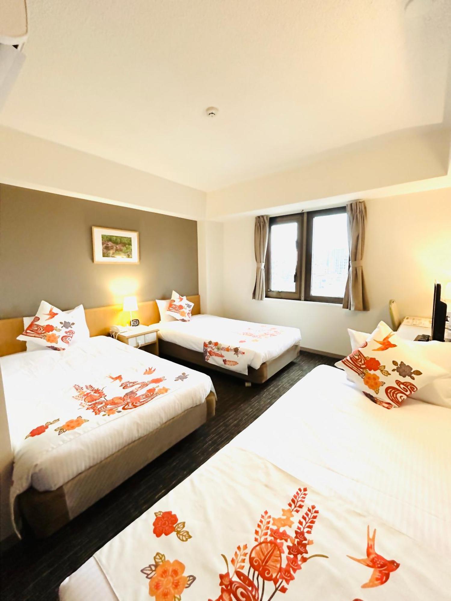 Hotel Naha City -Kokusai Street- Kültér fotó